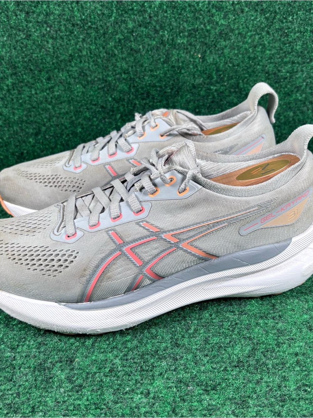 Asics Gel-Kayano 31 1012B671 Athletic Sneaker Women's 9.5 Gray Mesh Road Running - Picture 4 of 7